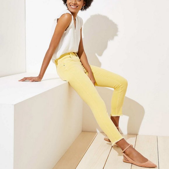 NWT Loft modern skini crop yellow Frayed hemstretchy Cotton jeans - Picture 3 of 8